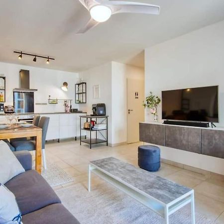 Apartamento Le Fonction, meublé 4 étoiles, avec parking boxé Aix-en-Provence Exterior foto